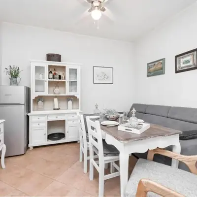 One Bedroom House with Terrace and Pool