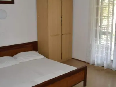 Krevet ili kreveti u jedinici u objektu Apartments Miki Rogoznica - Classic Two Bedroom Apartment with Terrace