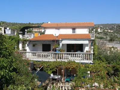 Zgrada u kojoj se nalazi apartman