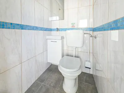 Kupaonica u objektu Holiday Home Vinovac by Interhome