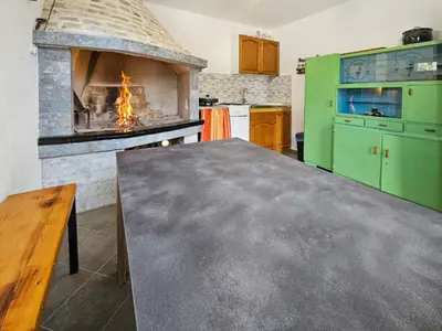 Kuhinja ili čajna kuhinja u objektu Holiday Home Vinovac by Interhome