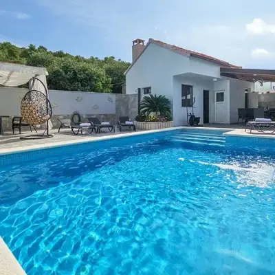 Holiday Home Vinovac by Interhome