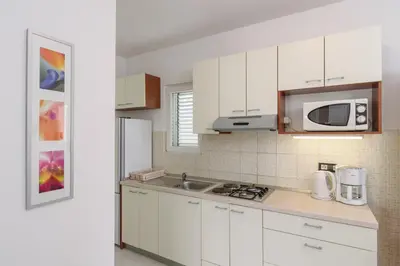 Kuhinja ili čajna kuhinja u objektu Apartmani Jerkunica