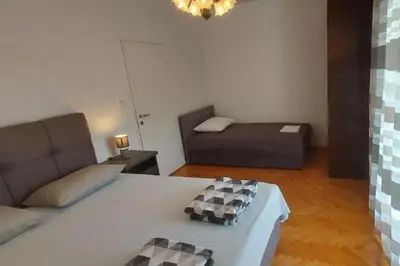 Krevet ili kreveti u jedinici u objektu Apartments with parking space Vodice - 24938