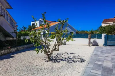 Zgrada u kojoj se nalazi apartman
