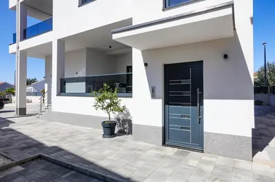 Zgrada u kojoj se nalazi apartman