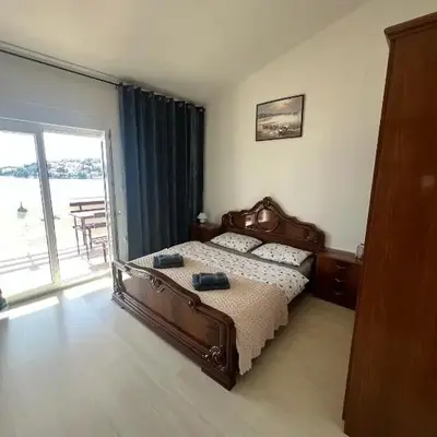 Casa Žabka 2