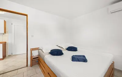 Krevet ili kreveti u jedinici u objektu 1 Bedroom Cozy Apartment In Betina