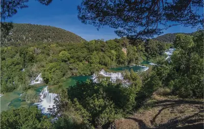 Priroda u blizini kampova
