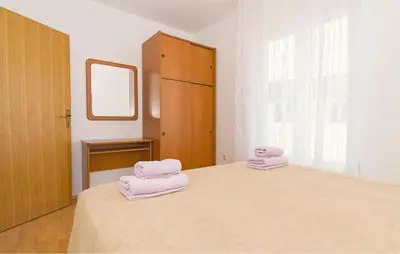 Krevet ili kreveti u jedinici u objektu Awesome Apartment In Pirovac With Wifi