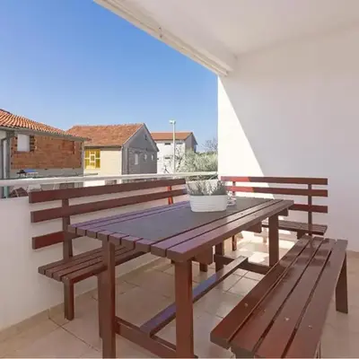 Awesome Apartment In Pirovac With Wifi