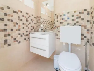 Kupaonica u objektu Holiday Home Marin AS with Pool