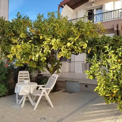 Apartments Neve Beachfront