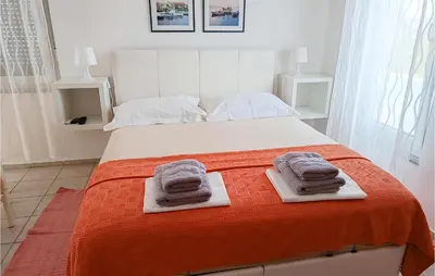 Krevet ili kreveti u jedinici u objektu 1 Bedroom Nice Apartment In Pirovac