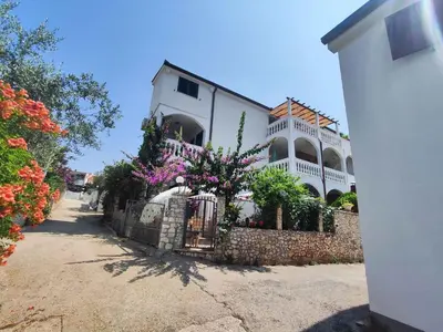 Zgrada u kojoj se nalazi apartman