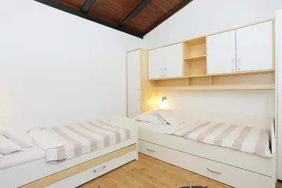 Krevet ili kreveti u jedinici u objektu Apartments by the sea Grebastica, Sibenik - 10366