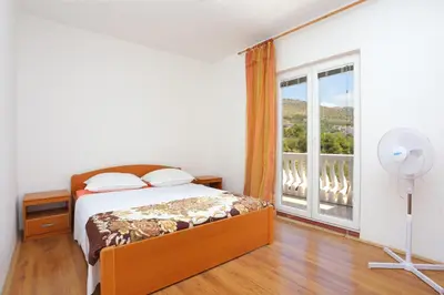 Krevet ili kreveti u jedinici u objektu Apartments with parking space Grebastica, Sibenik - 11301