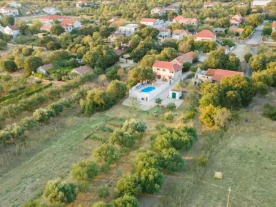 Ptičja perspektiva objekta The Grandfather Villa Heated Pool Retreat