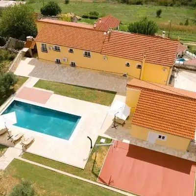 Villa Manda