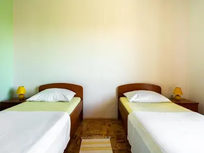 Krevet ili kreveti u jedinici u objektu Apartment in Rogoznica near Sea Beach