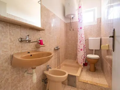 Kupaonica u objektu Apartment in Rogoznica near Sea Beach
