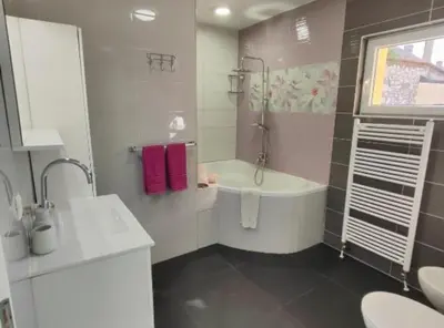 Kupaonica u objektu Holiday House Emma