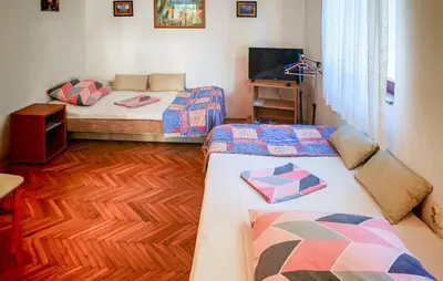 Krevet ili kreveti u jedinici u objektu Pet Friendly Apartment In Vodice With Wifi