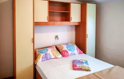 Krevet ili kreveti u jedinici u objektu 2 Bedroom Beautiful Apartment In Vodice