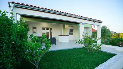 Vrt u objektu Green Escape Holiday House by Villas Guide