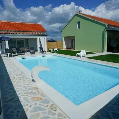 Green Escape Holiday House by Villas Guide