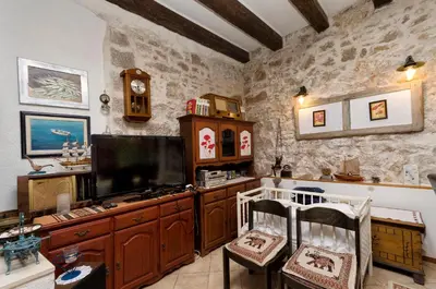 Kuhinja ili čajna kuhinja u objektu Apartment Vintage Dalmatia Stay