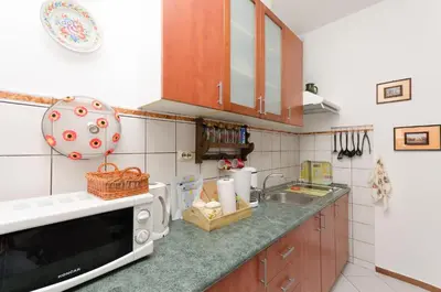 Kuhinja ili čajna kuhinja u objektu Apartment Vintage Dalmatia Stay
