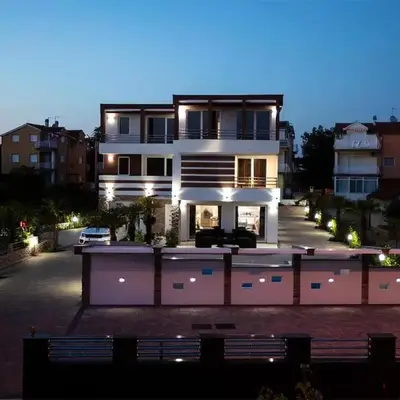Cozy Apartment In Vodice With Wifi
