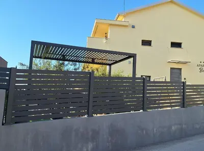 Zgrada u kojoj se nalazi apartman