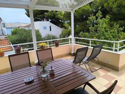 Balkon ili terasa u objektu Holiday Home für 3 Personen - 1 Kind ca- 68 m² in Žaboric- Dalmatien - Gespanschaft Sib by Interhome