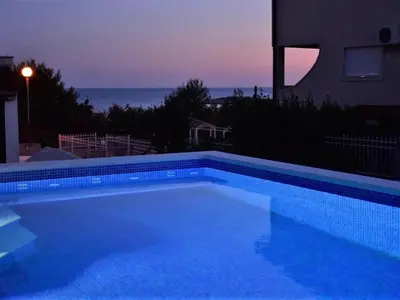 Bazen u objektu Apartment Garten Bungalow by Interhome ili u blizini