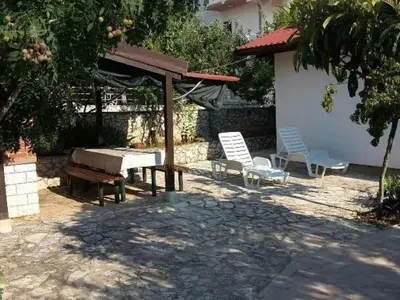 Tlocrt objekta Holiday Home Sunara mit Terrasse und Kinderpool by Interhome