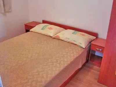 Krevet ili kreveti u jedinici u objektu Holiday Home Sunara mit Terrasse und Kinderpool by Interhome