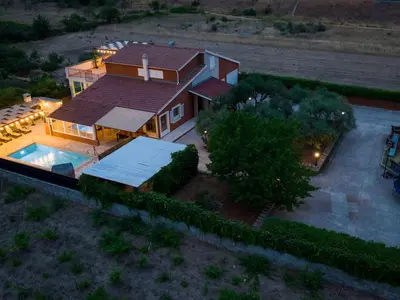 Bazen u objektu Holiday Home Villa Bruna mit privatem Pool by Interhome ili u blizini