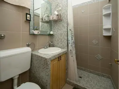 Kupaonica u objektu Holiday Home Villa Bruna mit privatem Pool by Interhome