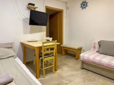 TV i/ili zabavni centar u objektu Apartment in Vodice mit Terrasse by Interhome