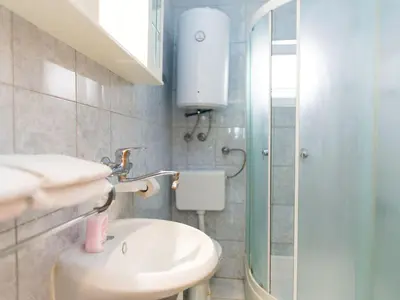 Kupaonica u objektu Apartment Luxory mit Meerblick by Interhome
