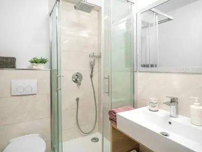 Kupaonica u objektu Apartment Wohnung in Vodice mit Grill by Interhome