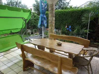 Vrt u objektu Apartment A4b by Interhome