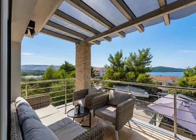 Tlocrt objekta Ferienhaus Solea mit Meerblick in Žaborić, Šibenik