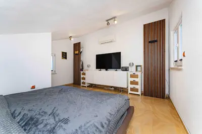 Tlocrt objekta Ferienhaus Solea mit Meerblick in Žaborić, Šibenik
