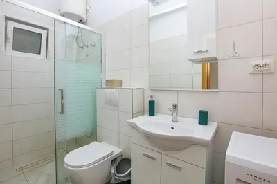 Kupaonica u objektu Apartments by the sea Grebastica, Sibenik - 23955