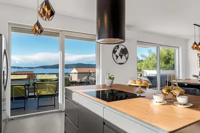 Kuhinja ili čajna kuhinja u objektu Apartments Velic