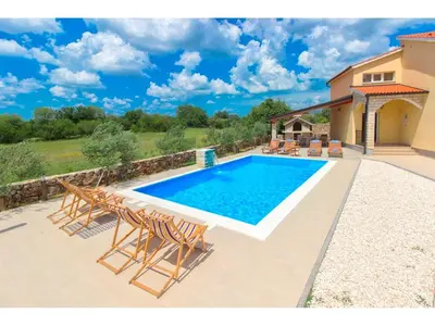 Bazen u objektu Rural Escape with Pool - Villa Krka ili u blizini