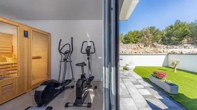 Fitness centar i/ili fitness sadržaji u objektu Villa Shaula by Villas Guide